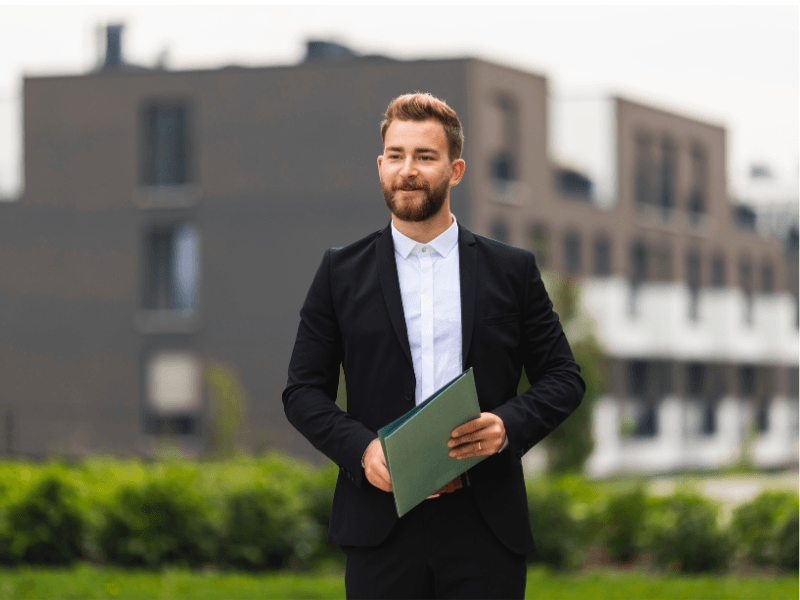 Why LIC Agent Job Is a Smart Career Choice in Tiruvannamalai